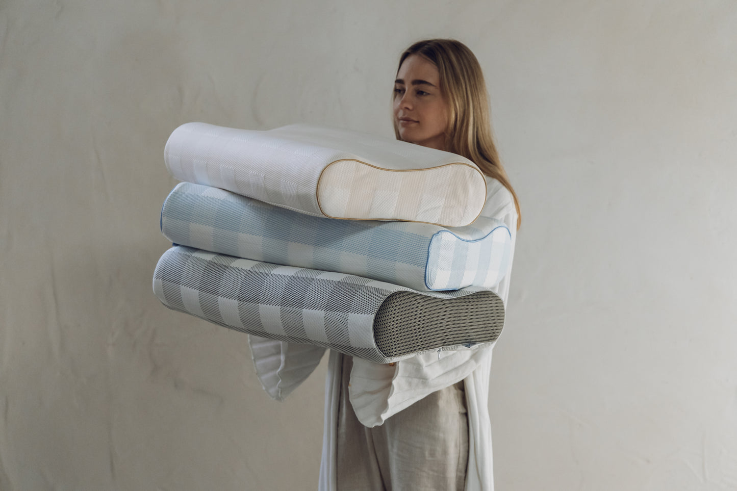 Sanctuary Smart Foam Pillow Contour