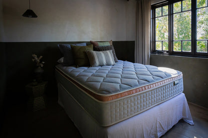 Artemis Mattress & iPerform 2000 Adjustable Base - Queen Bundle Deal