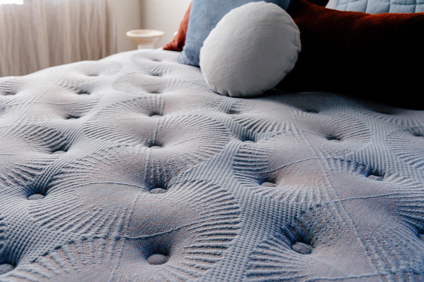Artemis Mattress & iPerform 2000 Adjustable Base - Queen Bundle Deal