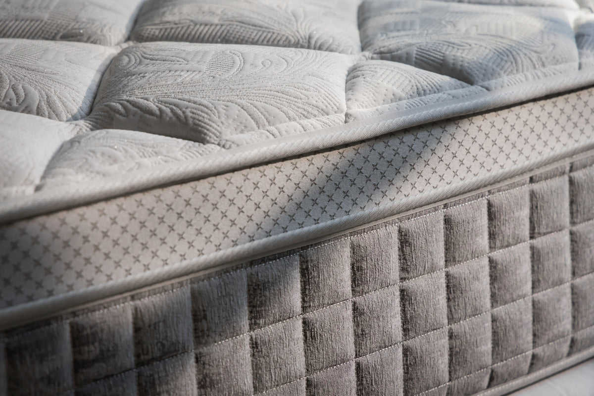 Celeste Mattress & Delta Wave Adjustable Base - King Bundle Deal
