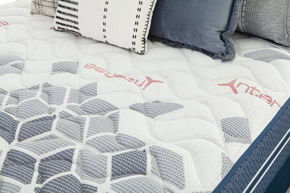 Sports Performance Resolve Mattress & Delta Wave Adjustable Base - Queen Bundle Deal