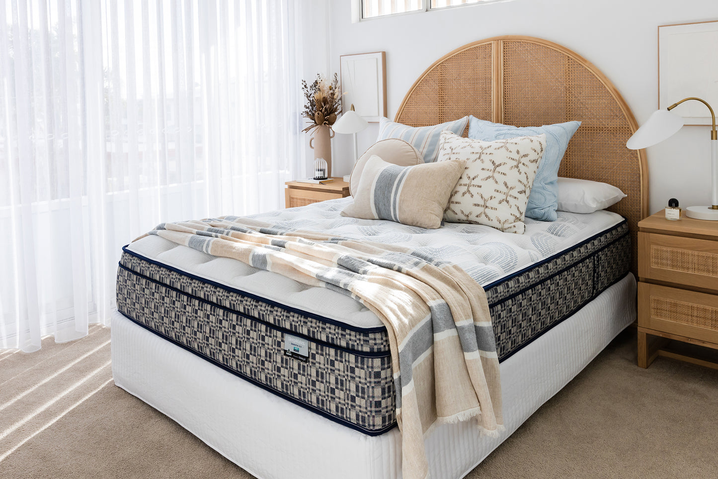 ACA Immerse Mattress & iPerform 2000 Adjustable Base - King Bundle Deal